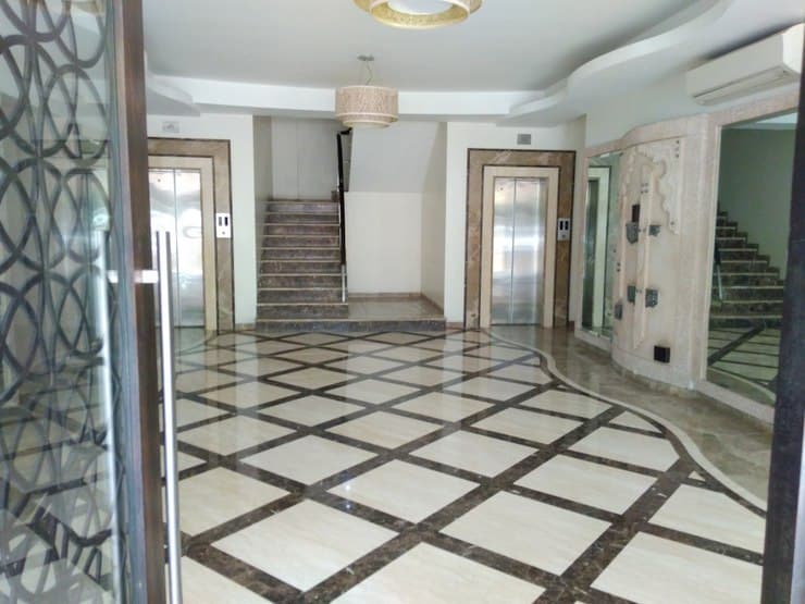 United Classic in Bandra West - Photo 3