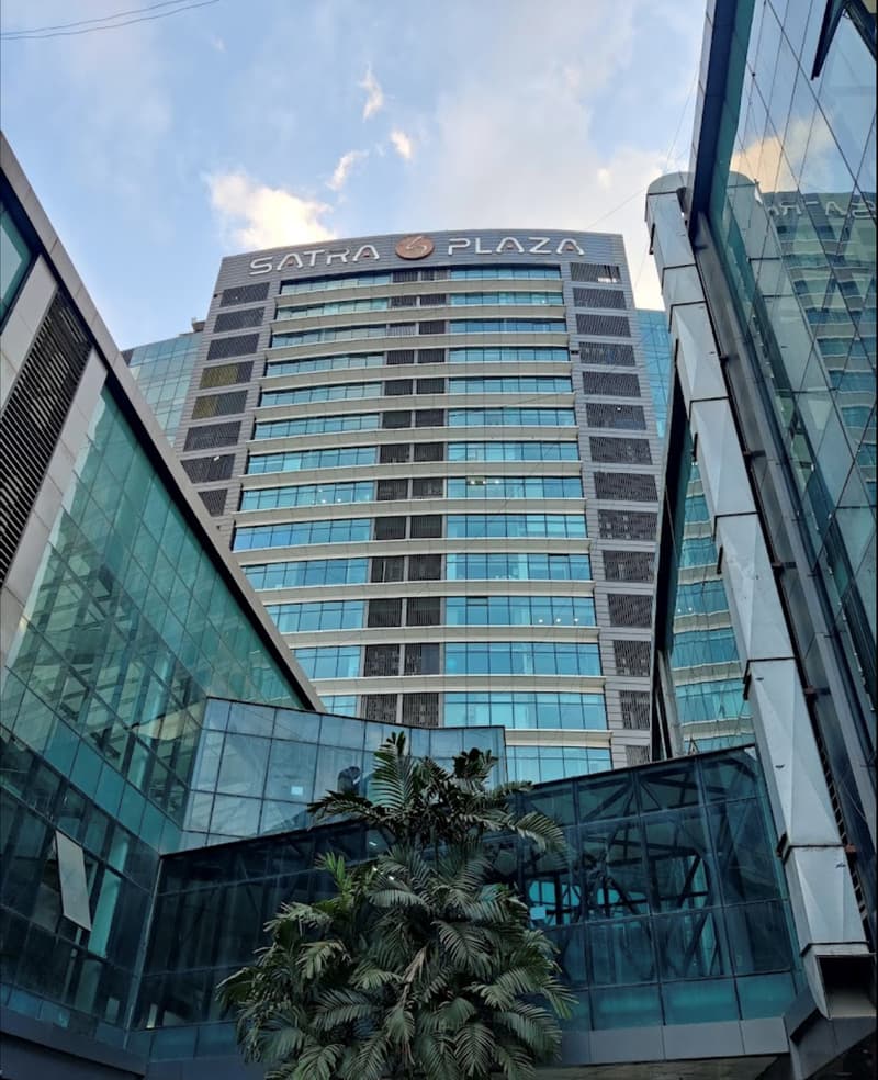 Satra Plaza in Vashi - Photo 2