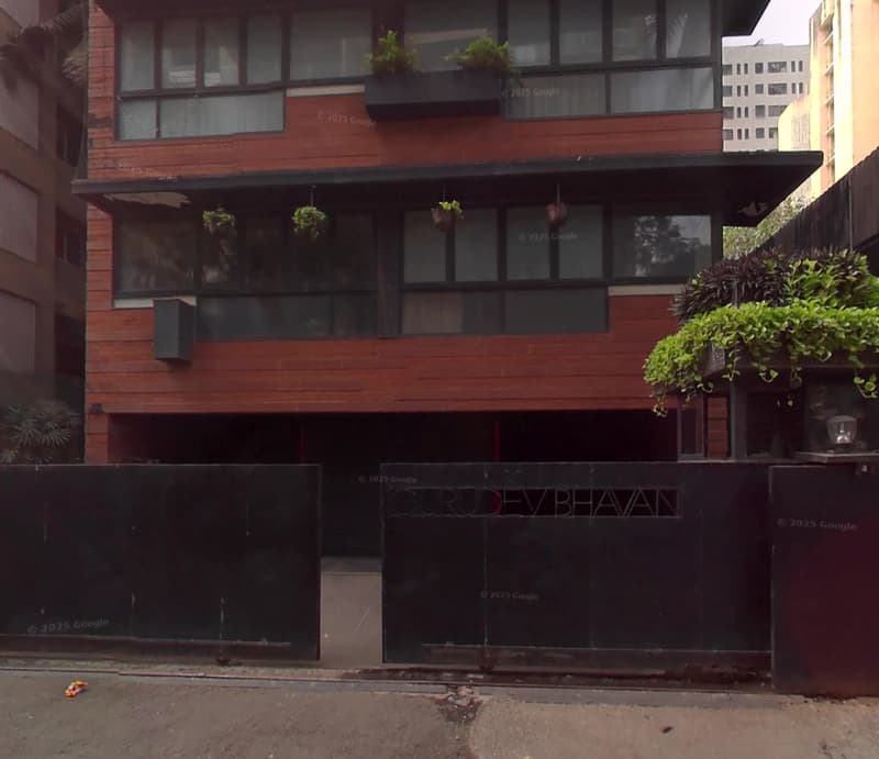 Gurudev Bhavan in Khar West - Photo 3