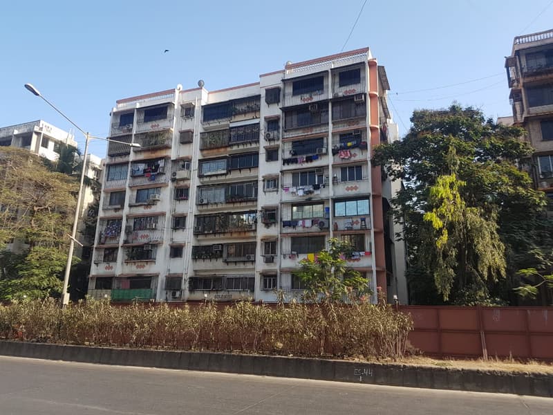 3 Gold Mist for Rent in Juhu