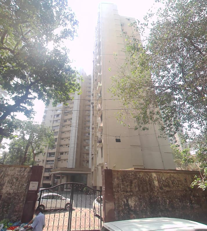 Shanaz Building in Nepeansea Road - Photo 2