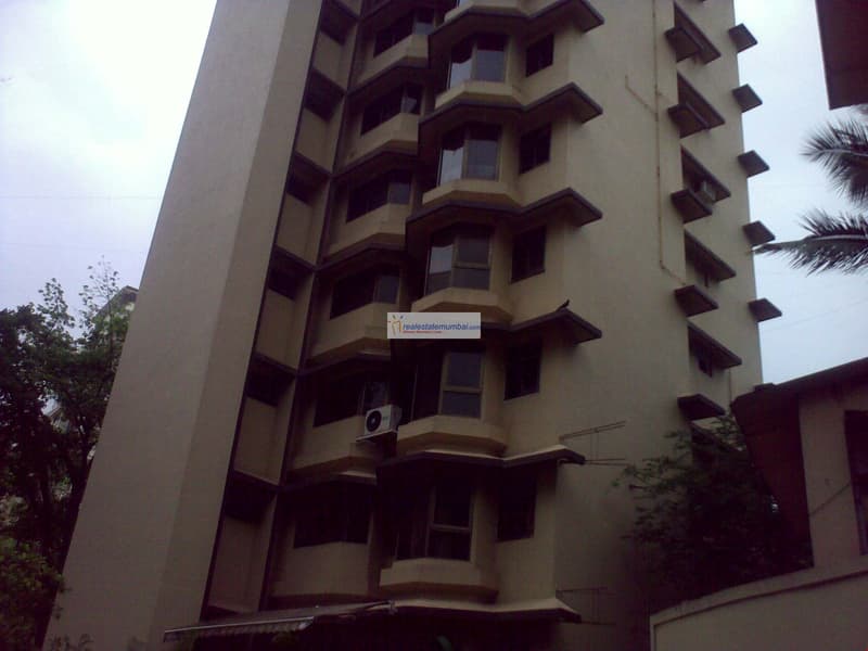 3 Solitaire Apartments for Rent in Bandra West