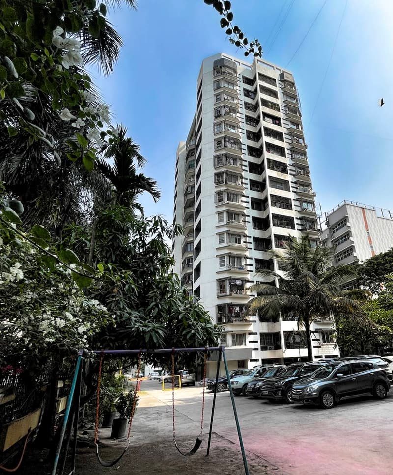 Tarapore Towers in Andheri West - Photo 2