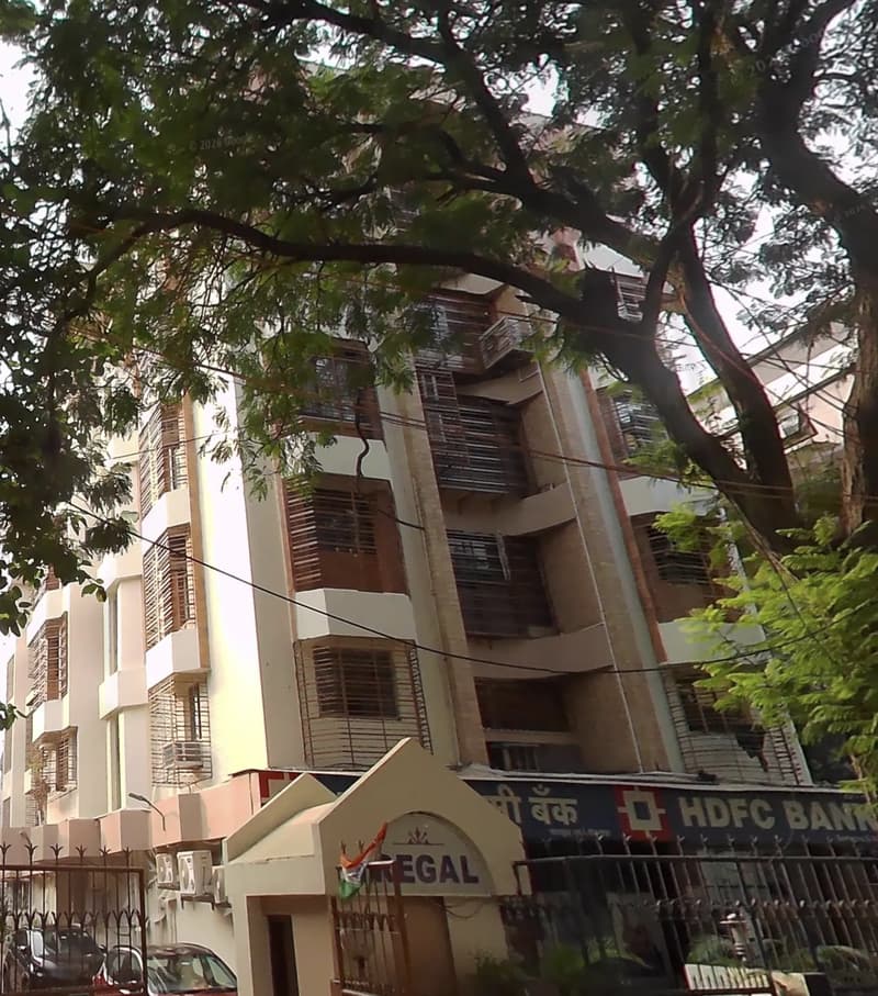 2 Regal for Rent in Santacruz West
