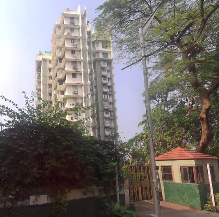 Silver Beach Apartments in Dadar West - Photo 1