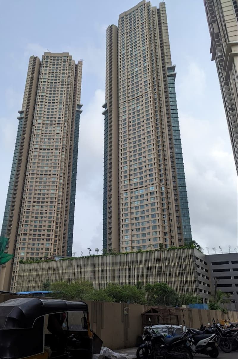2 Auris Serenity Tower 2 for Rent in Malad West