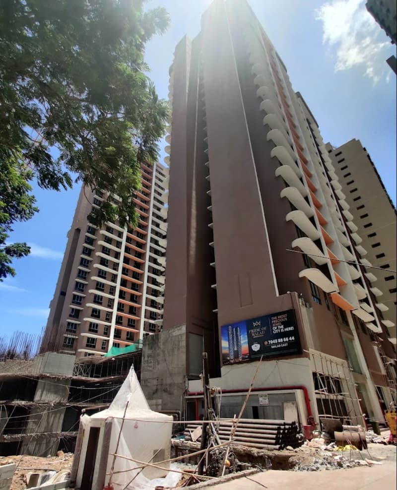 2 Tower 28 for Rent in Malad East