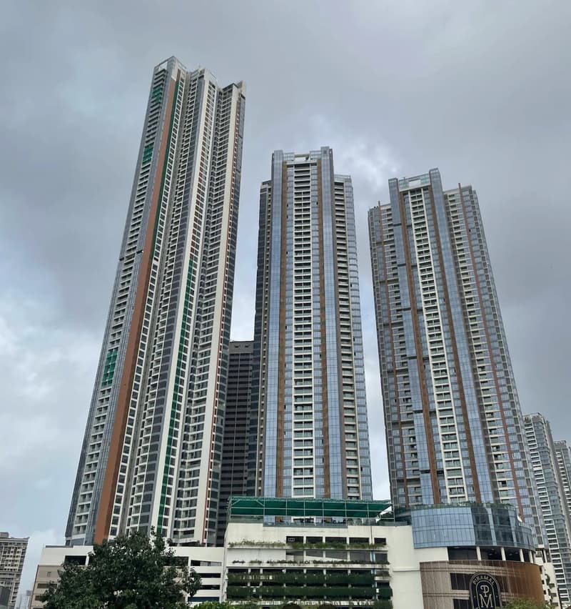 Piramal Mahalaxmi North Tower for rent
