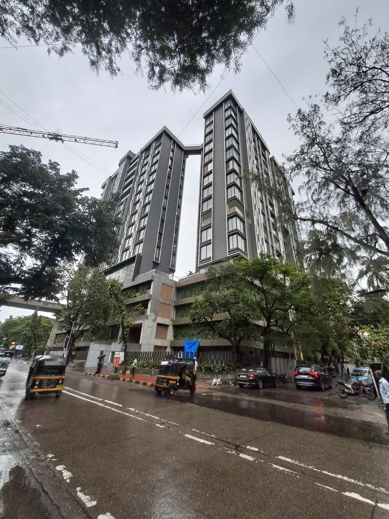 New Light Apartments in Khar West - Photo 2