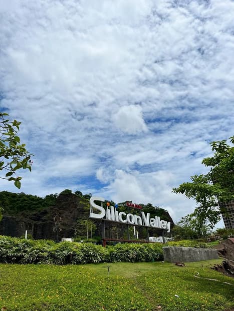 Kanakia Silicon Valley in Powai - Photo 12