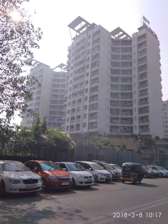 Joy Valencia in Andheri East - Photo 2