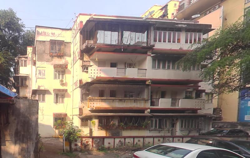1 Sweet Home for Rent in Khar West