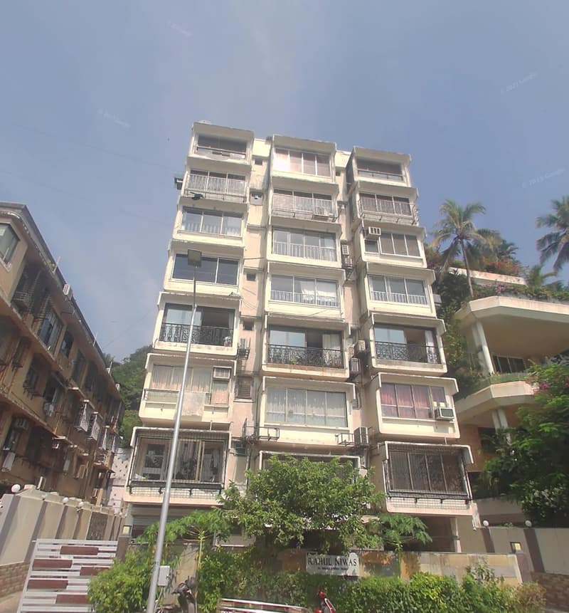 2 Rahul Niwas for Rent in Walkeshwar