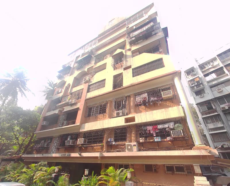 Neelam Apartment in Bandra West - Photo 2