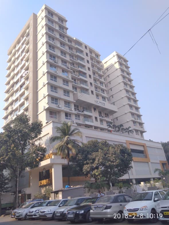 3 Lily White for Rent in Andheri East