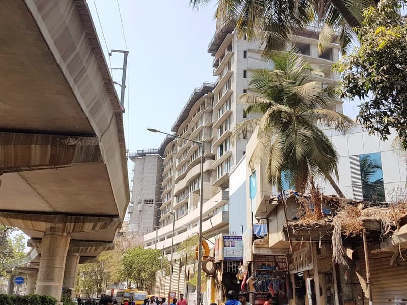 2 Naman Habitat for Rent in Andheri West