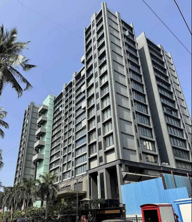 Raheja Park West for rent