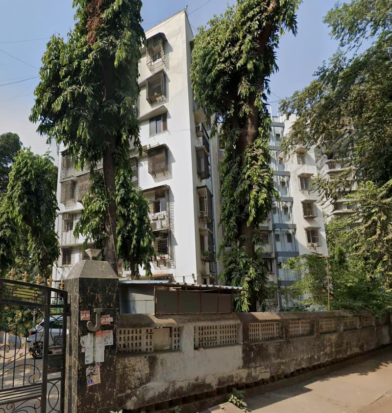 Sunder Jamnotri in Malad West - Photo 2
