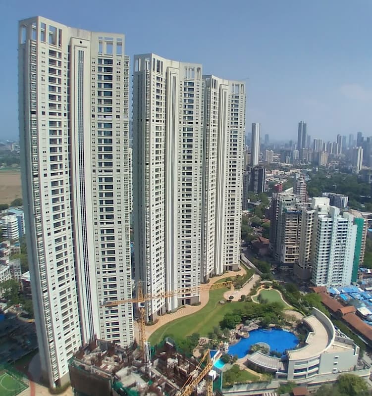 Raheja Vivarea in Mahalaxmi - Photo 13