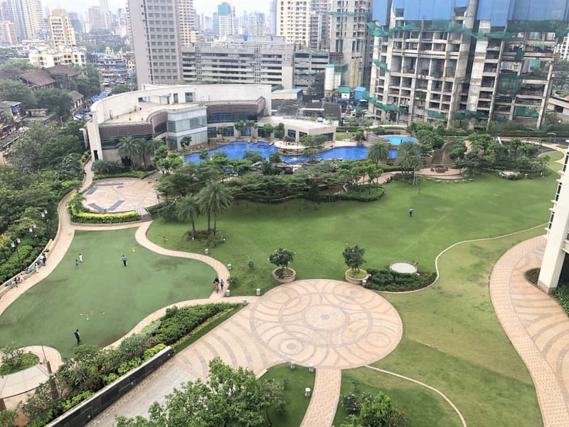 Raheja Vivarea in Mahalaxmi - Photo 2