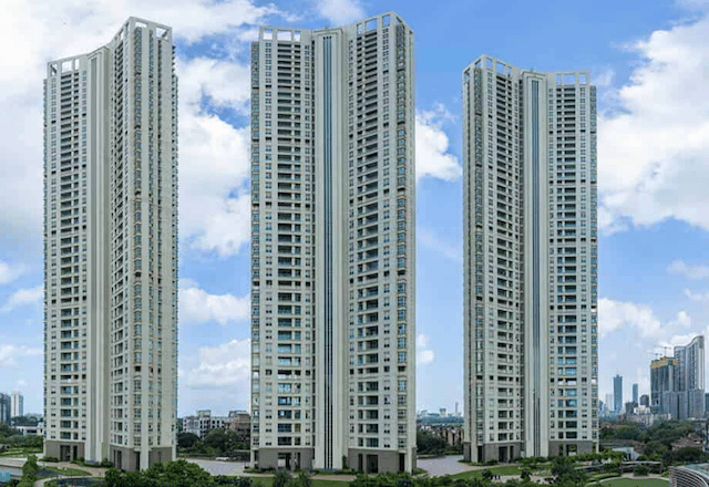 Raheja Vivarea for rent