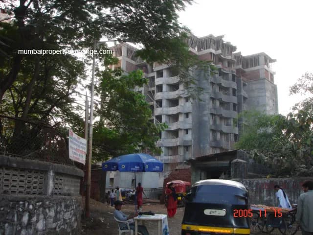 Green Towers photo 2