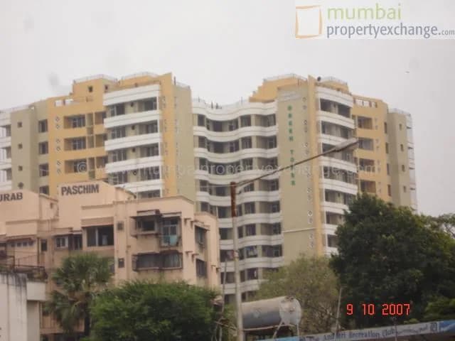 Green Towers photo 6