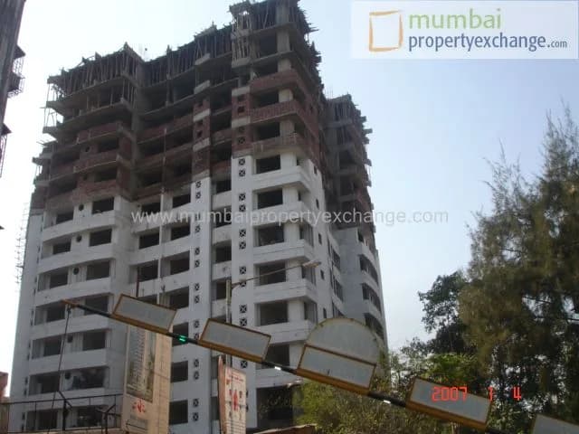 Green Towers photo 4