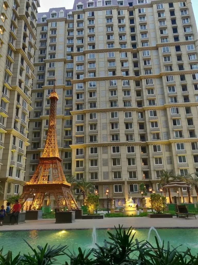 Kanakia Paris photo 1