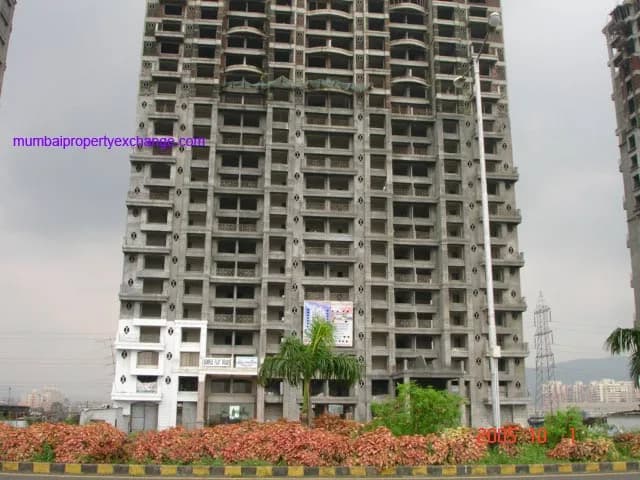 Tharwani Heights photo 2