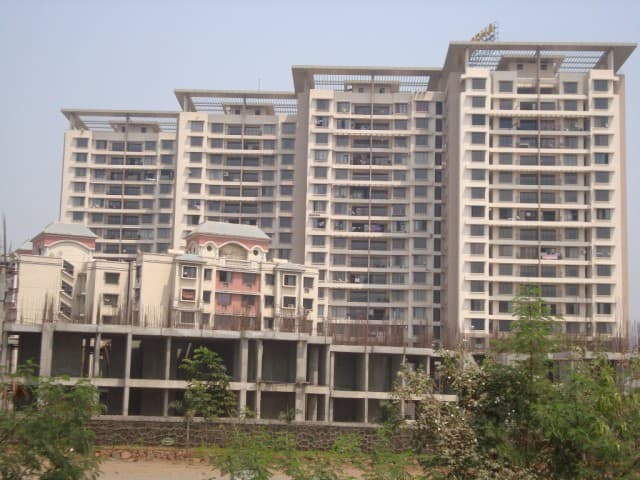 Valentina in Thane West - Photo 10