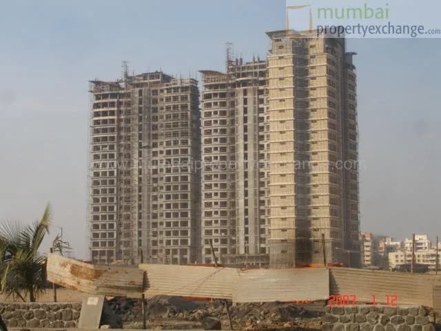 Raheja Heights photo 4