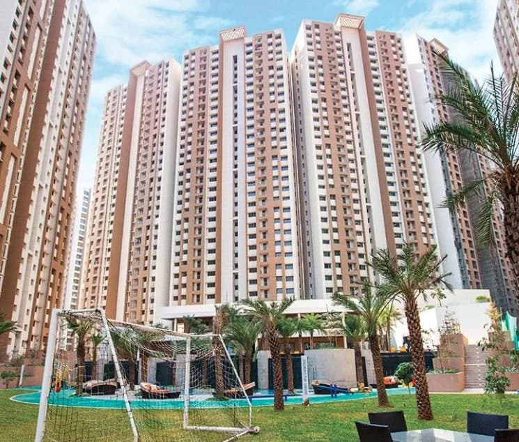 Lodha Splendora in Thane West - Photo 1