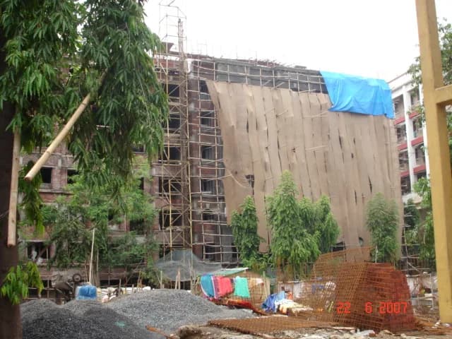 Suburbina photo 4