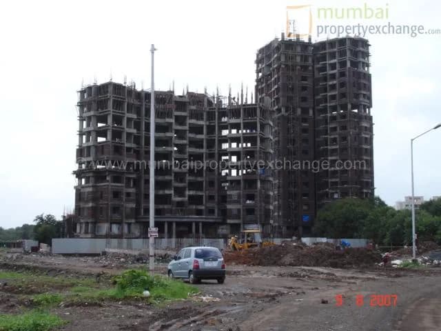 Regency Towers photo 3