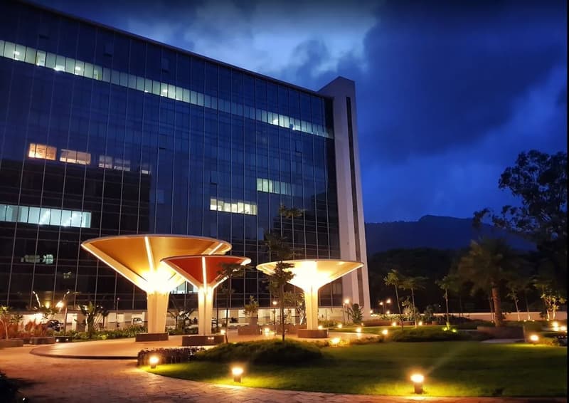 Lodha Supremus photo 2