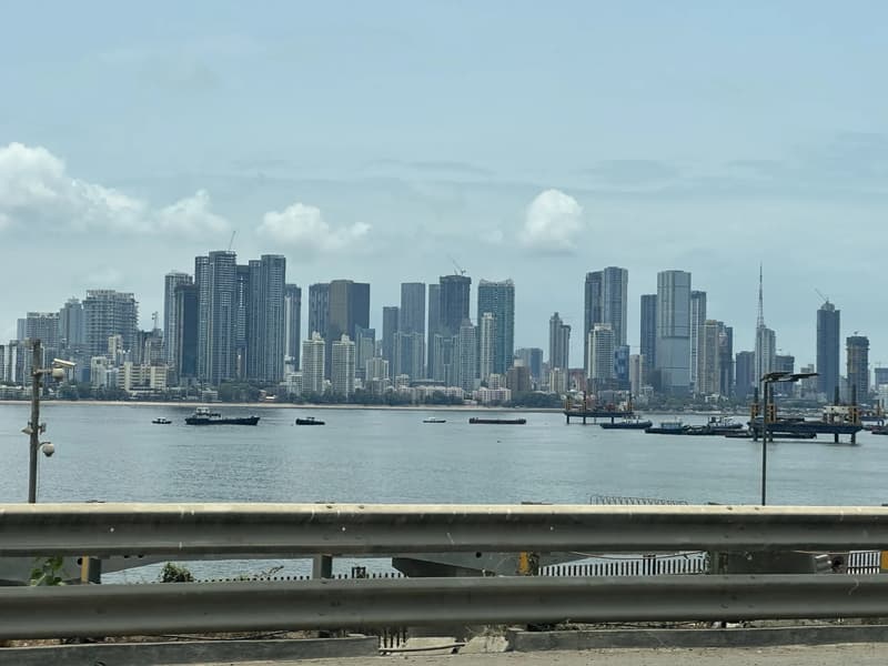 Godrej Bandra Bay photo 1