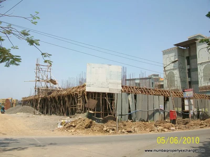 Dhwani Height photo 6