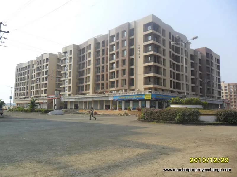 Agarwal and Doshi Complex photo 6