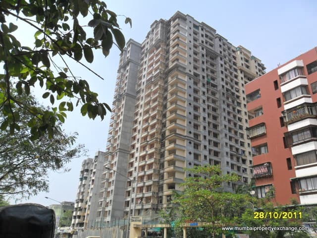 Mit Niketan in Kandivali East - Photo 2