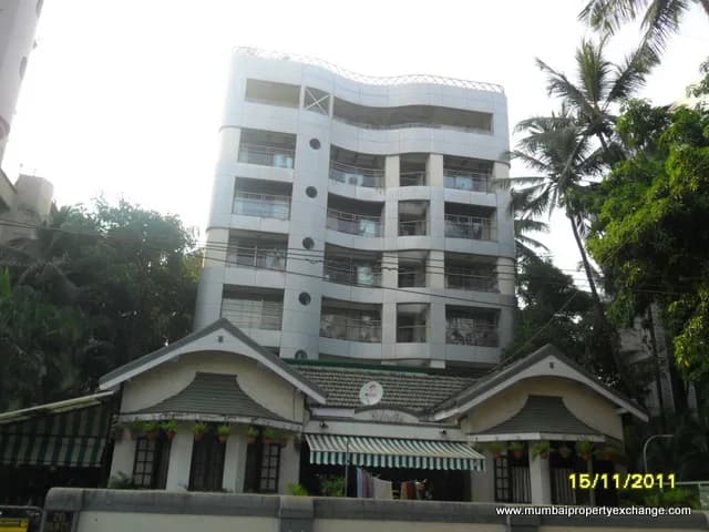 Silver Crest photo 4