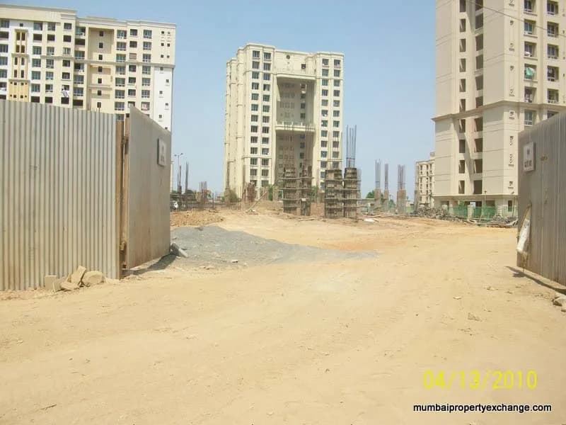 Hiranandani Estate Astra photo 3