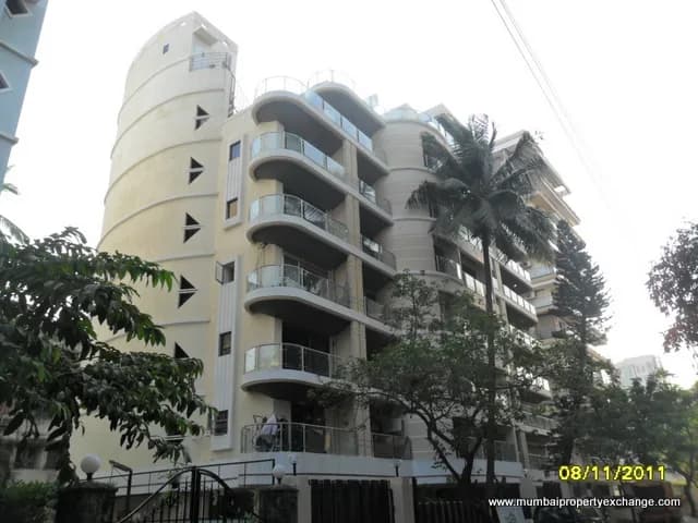 Elizabeth Homes photo 3