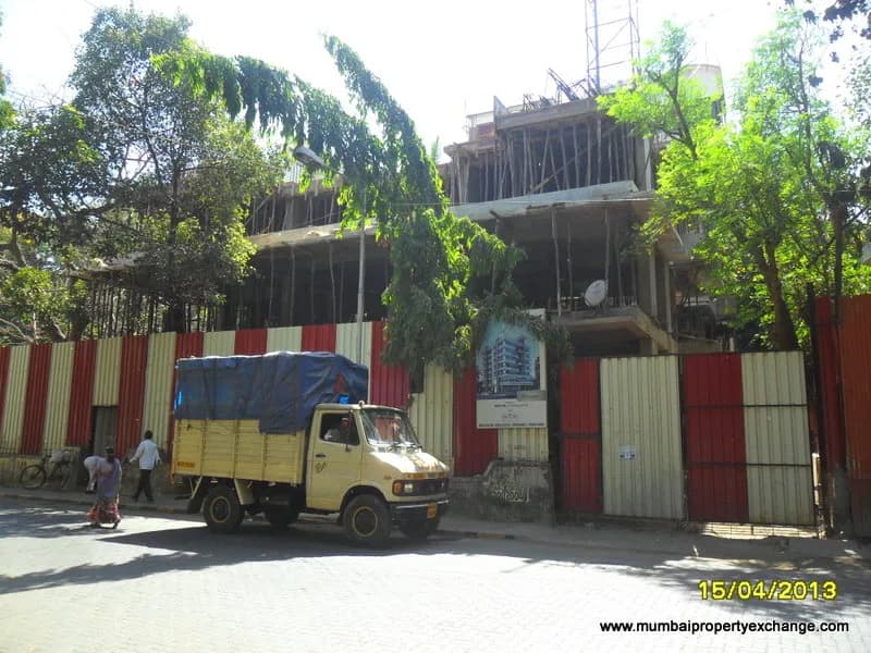 Bajaj Elegance photo 4