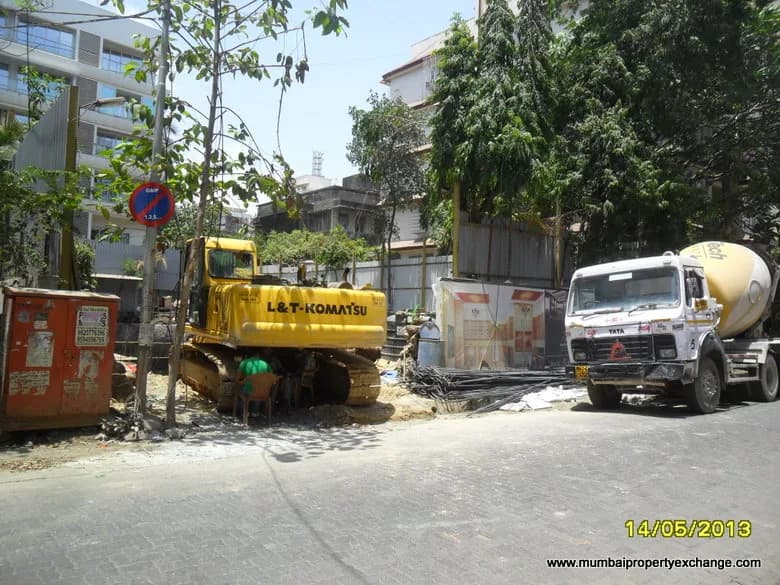 Mayfair Boulevard photo 6