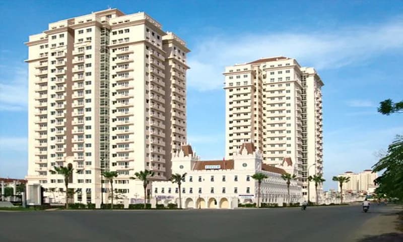 Raheja Vista B wing photo 1