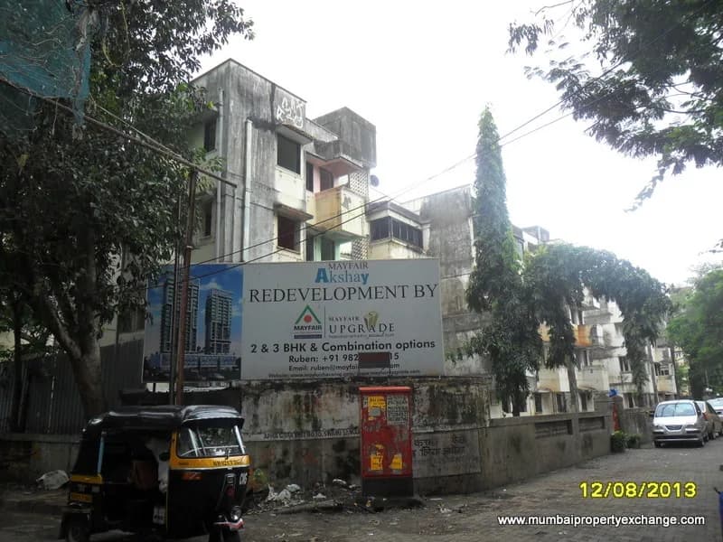 Mayfair Akshay Page 3 photo 4