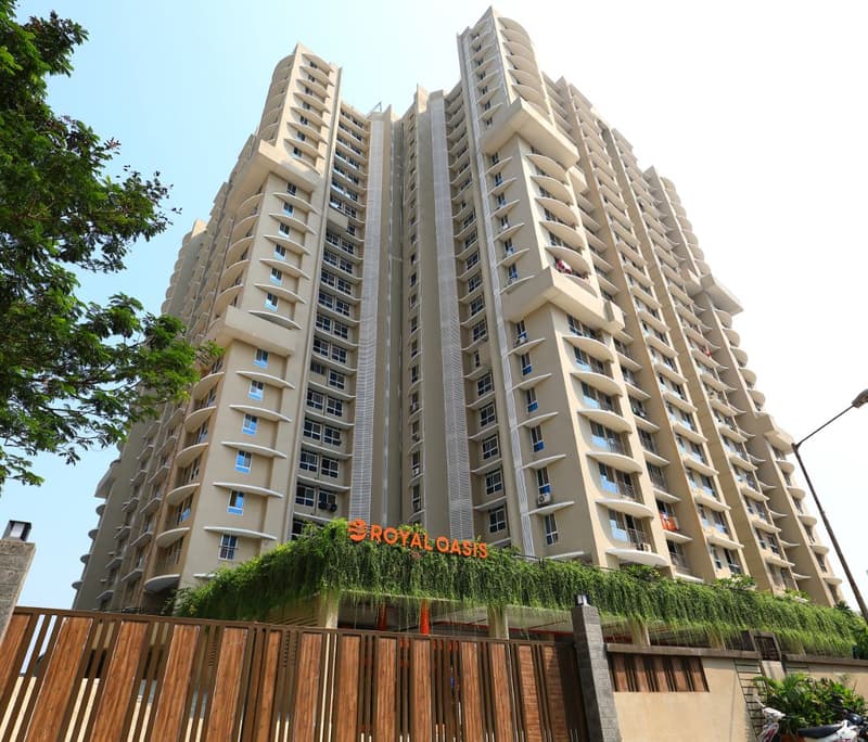 2 Royal Oasis for Rent in Malad West