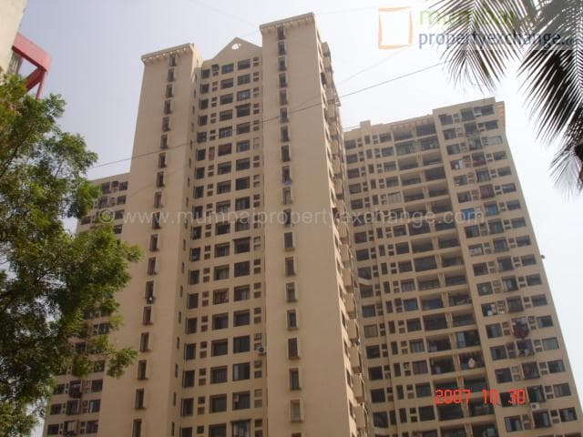 2 Lakshachandi Heights for Rent in Goregaon East