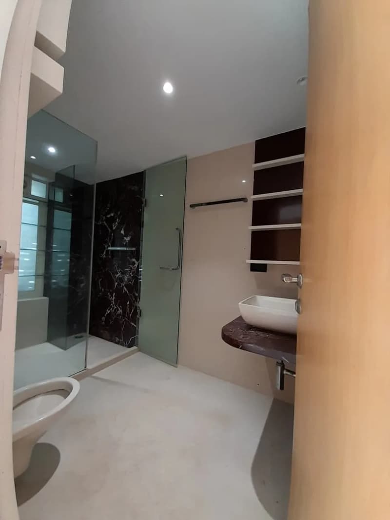 3 BHK Apartment for Rent in Crystal Apartments, Juhu - Photo 22